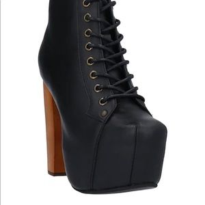Iconic Jeffrey Campbell Lita Heels in Black